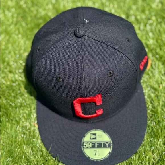 New Era 59Fifty Cleveland Indians Fitted Hat | Size 7 1/2 - Picture 7 of 11